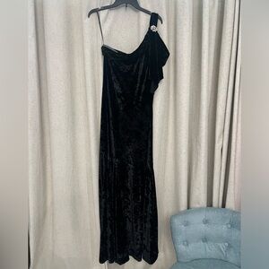 Beautiful evening dress size 10